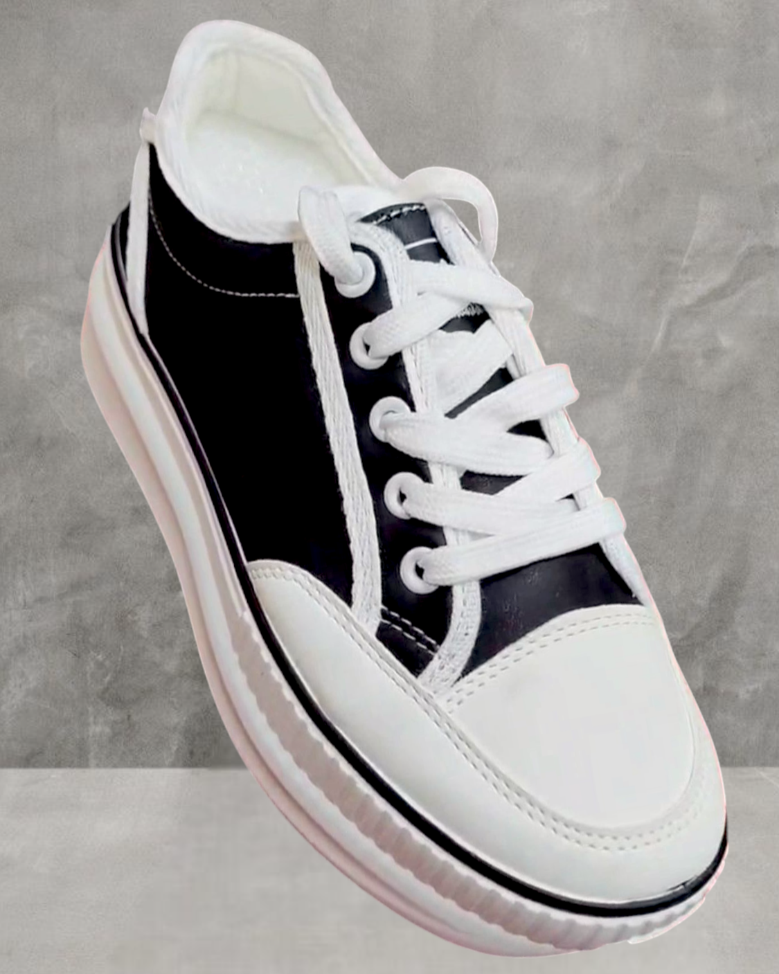 أحذية رسمية مسطحة للنساء أحذية رياضية سميكة للنساء أحذية مسطحة ذات منصة