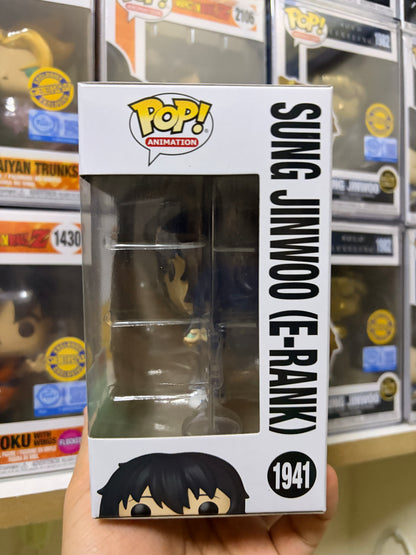 Funko Pop! Solo Leveling - Sung Jinwoo (E-Rank) #1941 (Anime Expo Limited Edition)