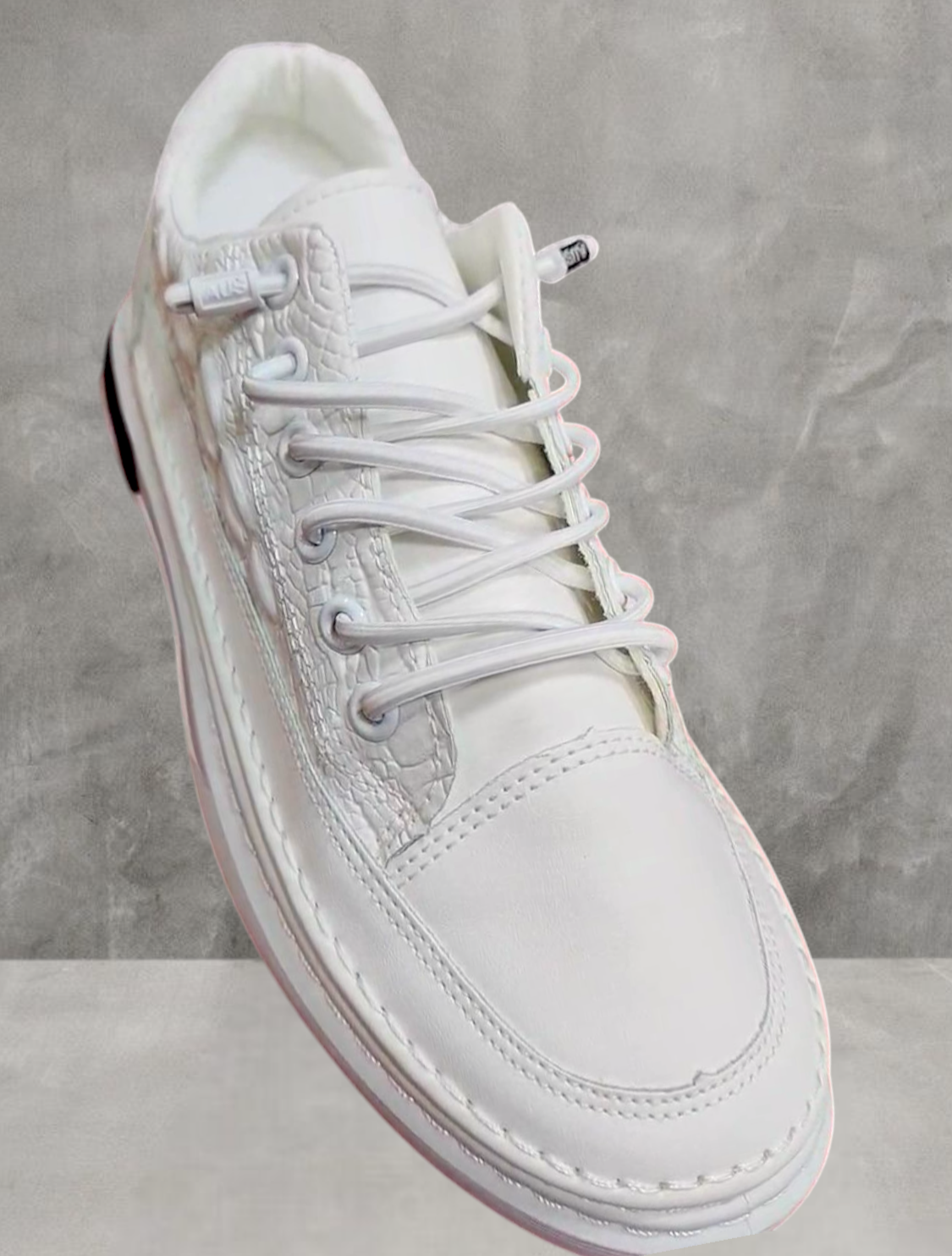 Men's Classic Sneakers Breathable Skateboard Shoes Men's Lightweight Sneakers