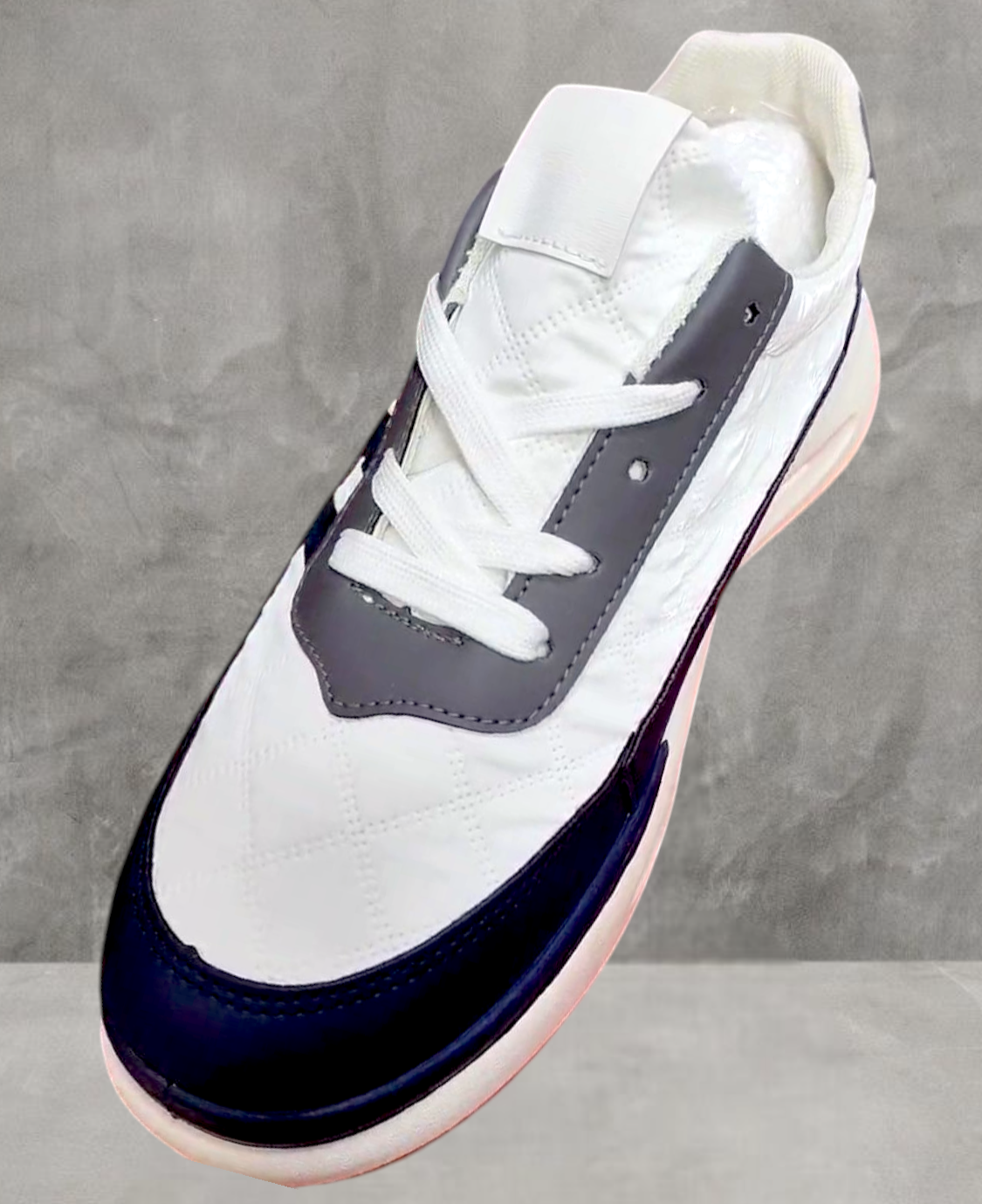 أحذية رياضية رجالية كاجوال ذات منصة أحذية قماشية مصممة للرجال مريحة وجيدة التهوية 