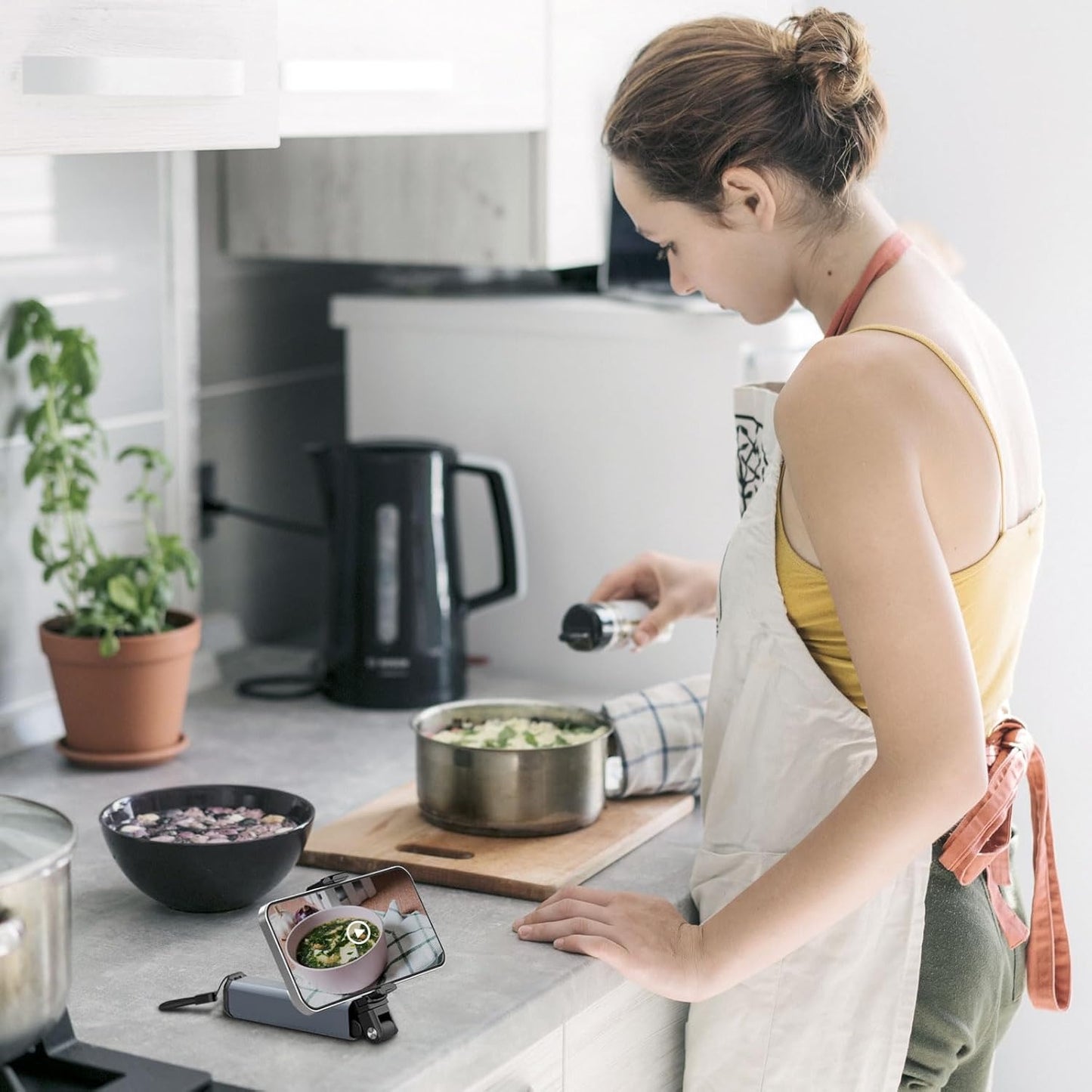 Multi-Directional Portable Airplane Phone Holder & Travel Stand - Foldable 360° Rotating Clamp Mount and Mini Selfie Grip